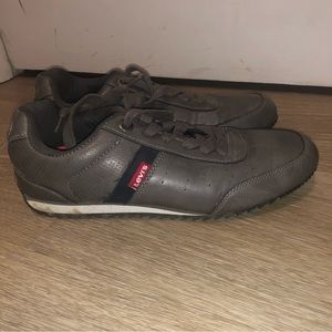 Levi’s mens sneakers runners size 7